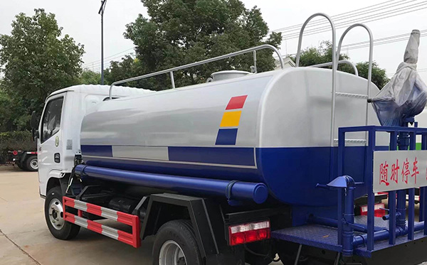 湖北程力東風(fēng)小多利卡灑水車為什么那么多人購(gòu)買